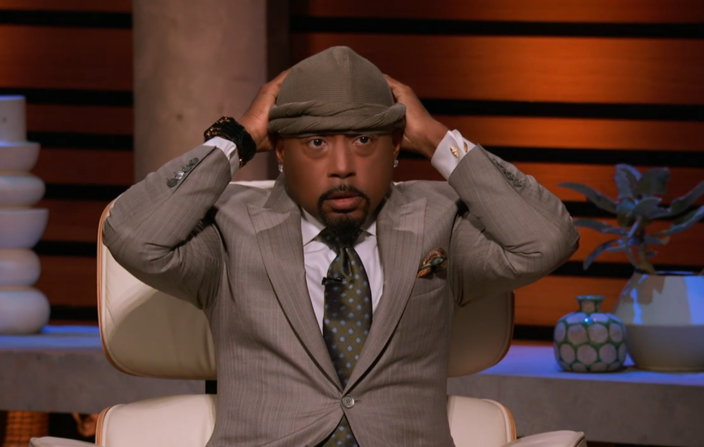 daymond wearing you go natural head wrap