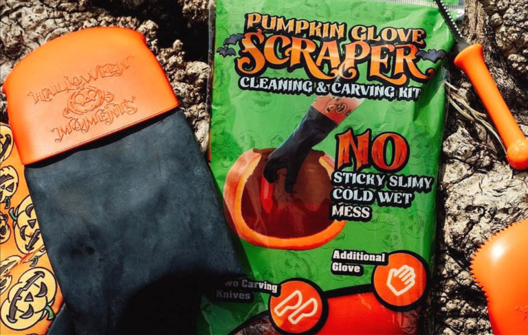 halloween moments pumpkin scraper gloves