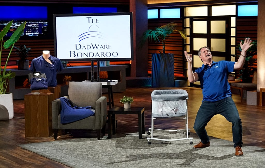 founder-of-dadware-bondaroo-shirt-pitching-on-shark-tank