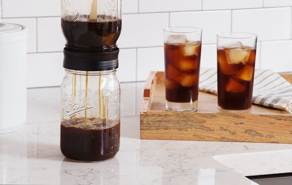 cold coffee brewing