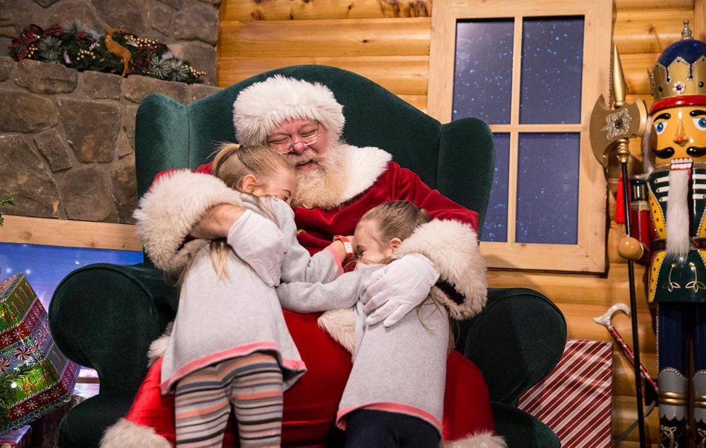 kids with Santa