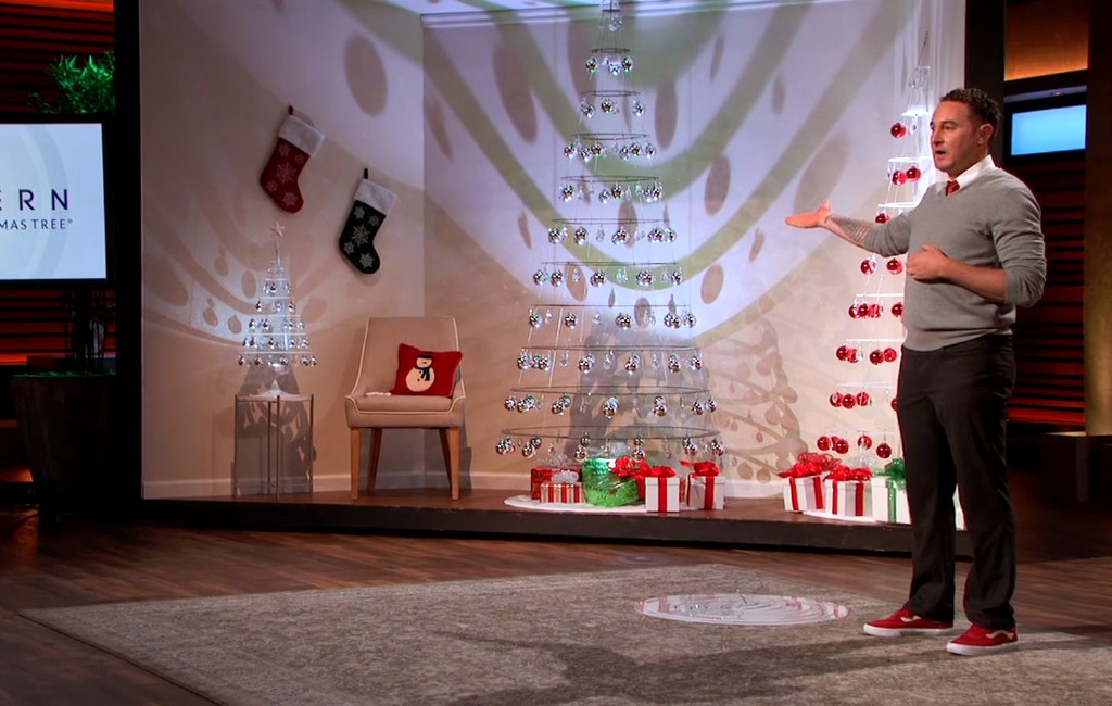 founder-of-modern-christmas-trees-pitching-on-shark-tank