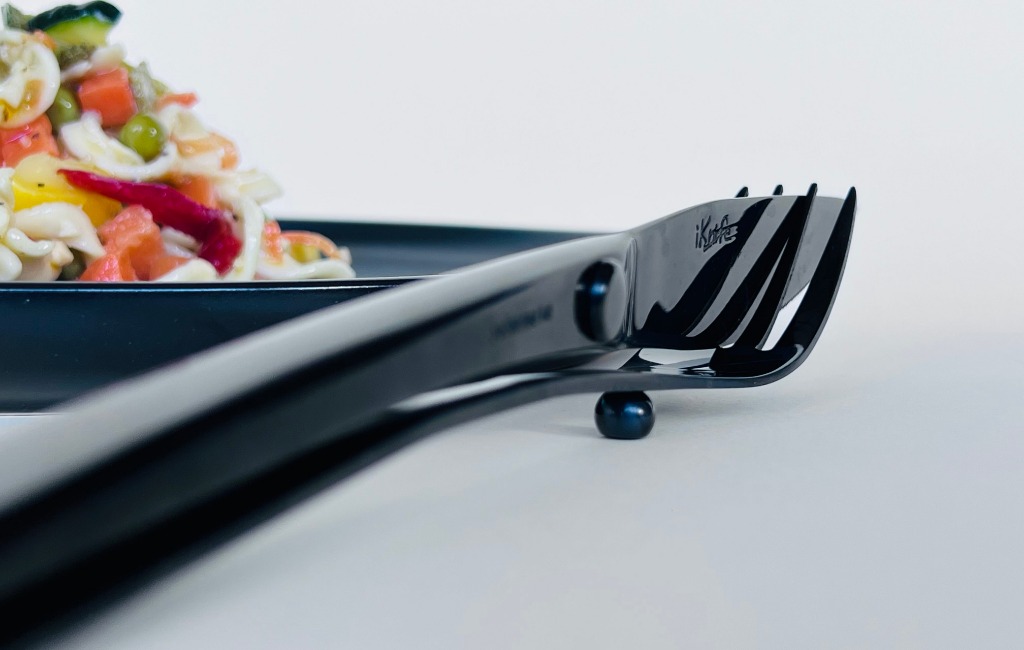 ifork-flatware-close-up