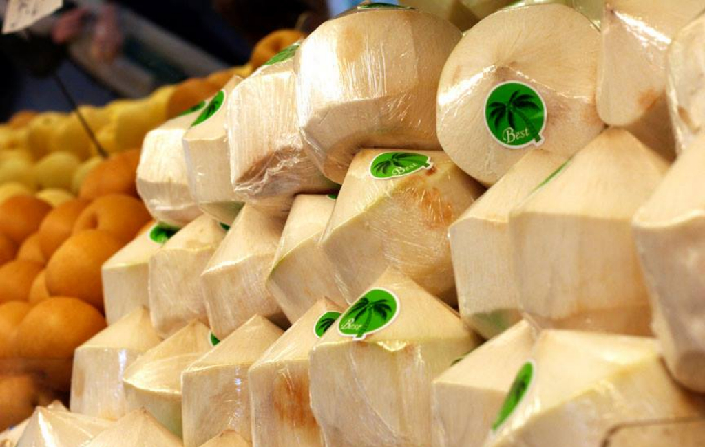 peeled coconut in store