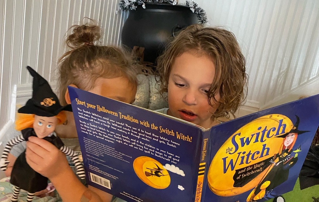 children-reading-the-switch-witch-book