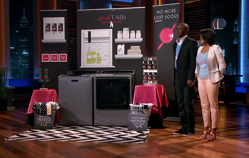 founders-of-socktabs-pitching-on-shark-tank