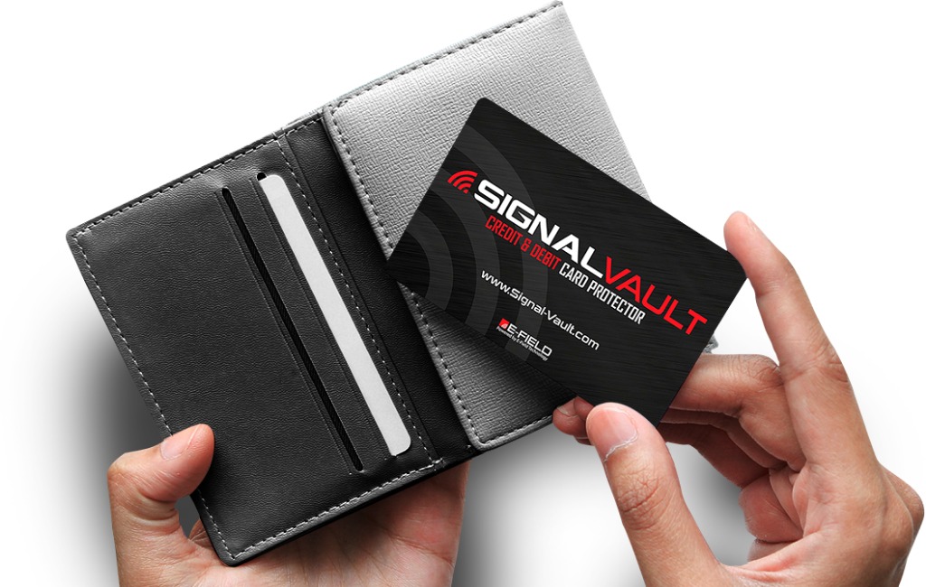 signalvault-credit-card-protector-insde-a-wallet