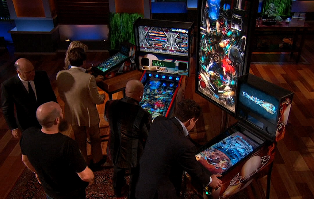 the-sharks-playing-vpcabs-virtual-pinball-machine