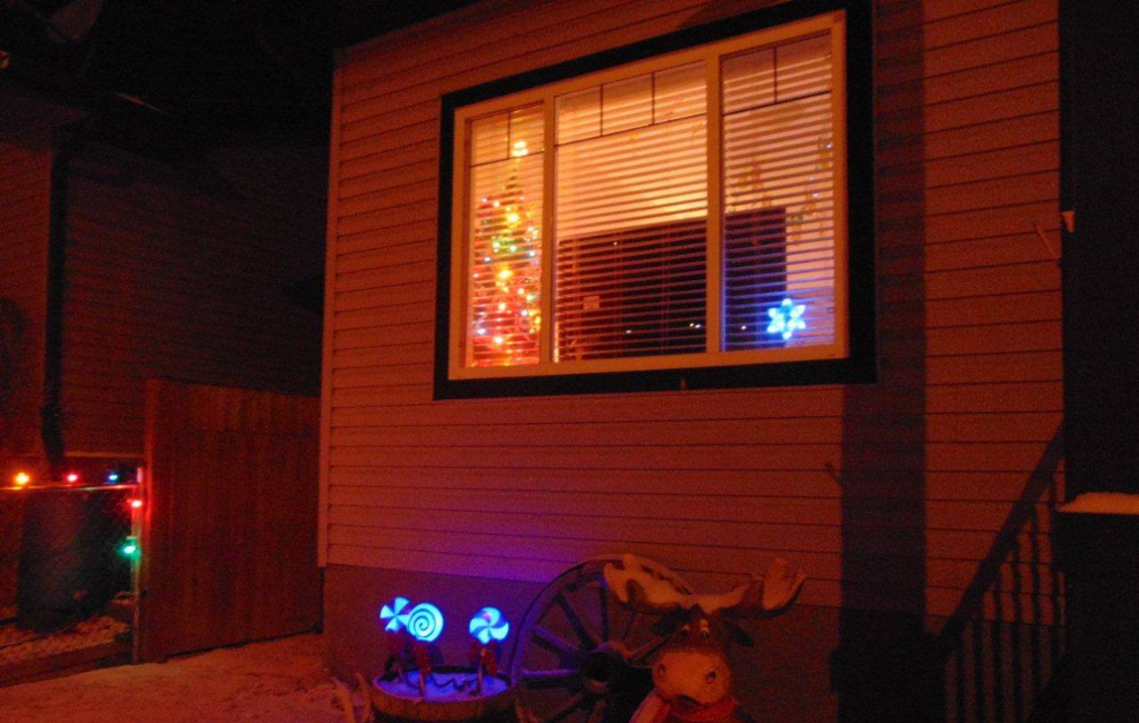 Christmas-lights-in-house