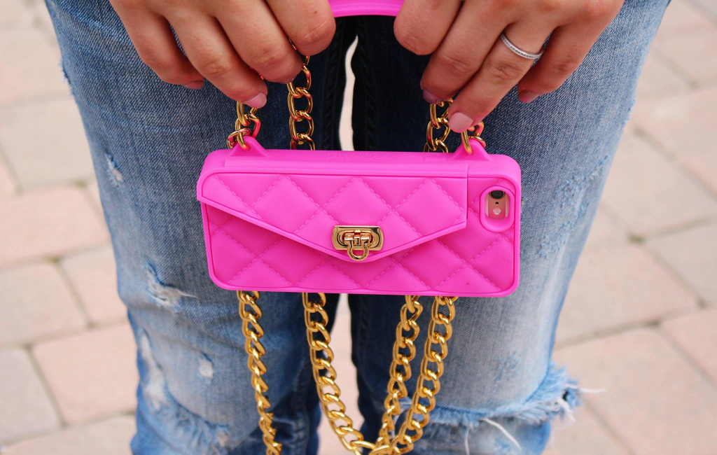 pink-purse-case