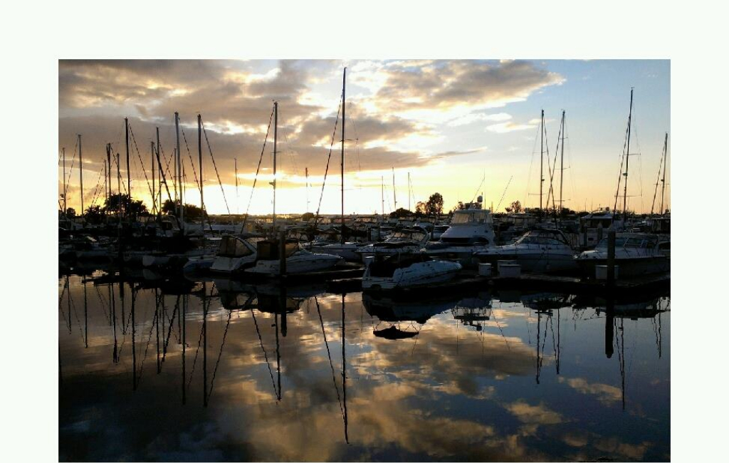 sea_boats_postcard