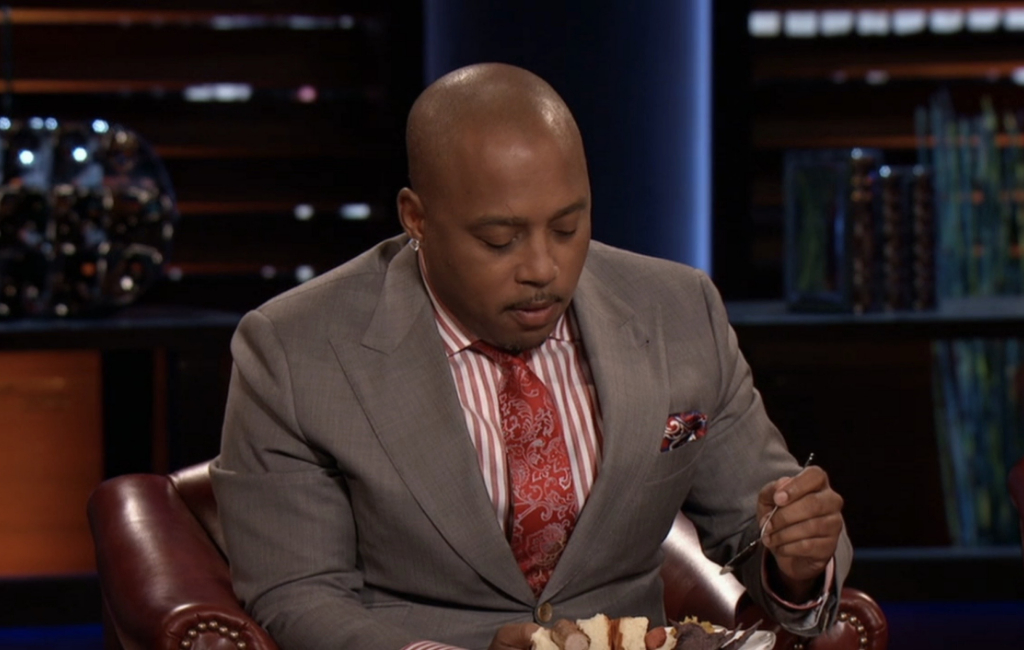 Daymond-trying-slawsa