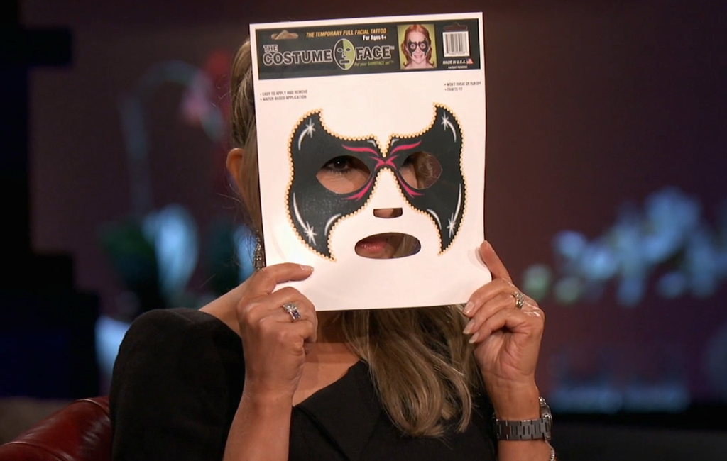 lori-holding-the-game-face-mask