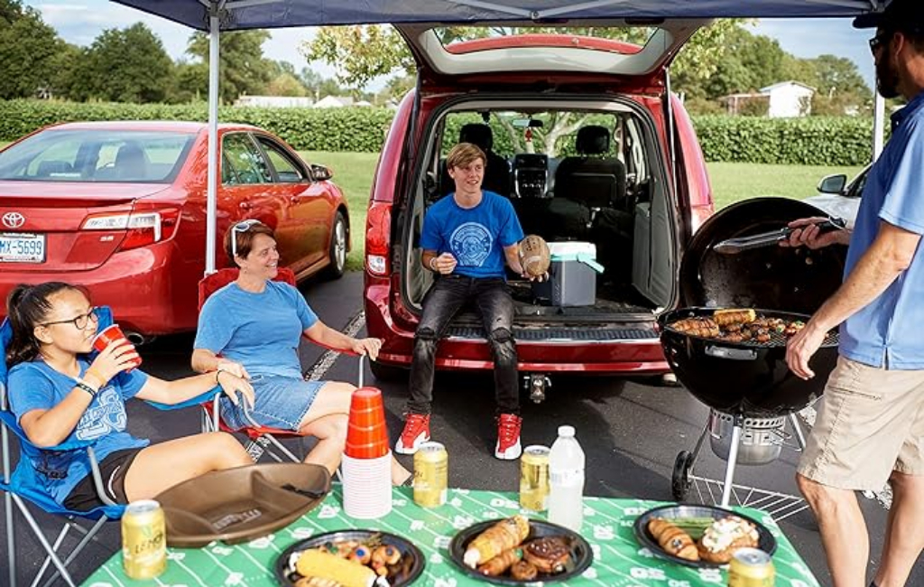 people-having-bbq