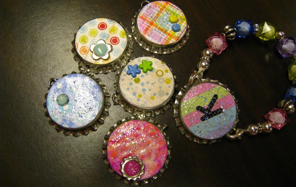 m3-girl-designs-bottle-cap-jewelry